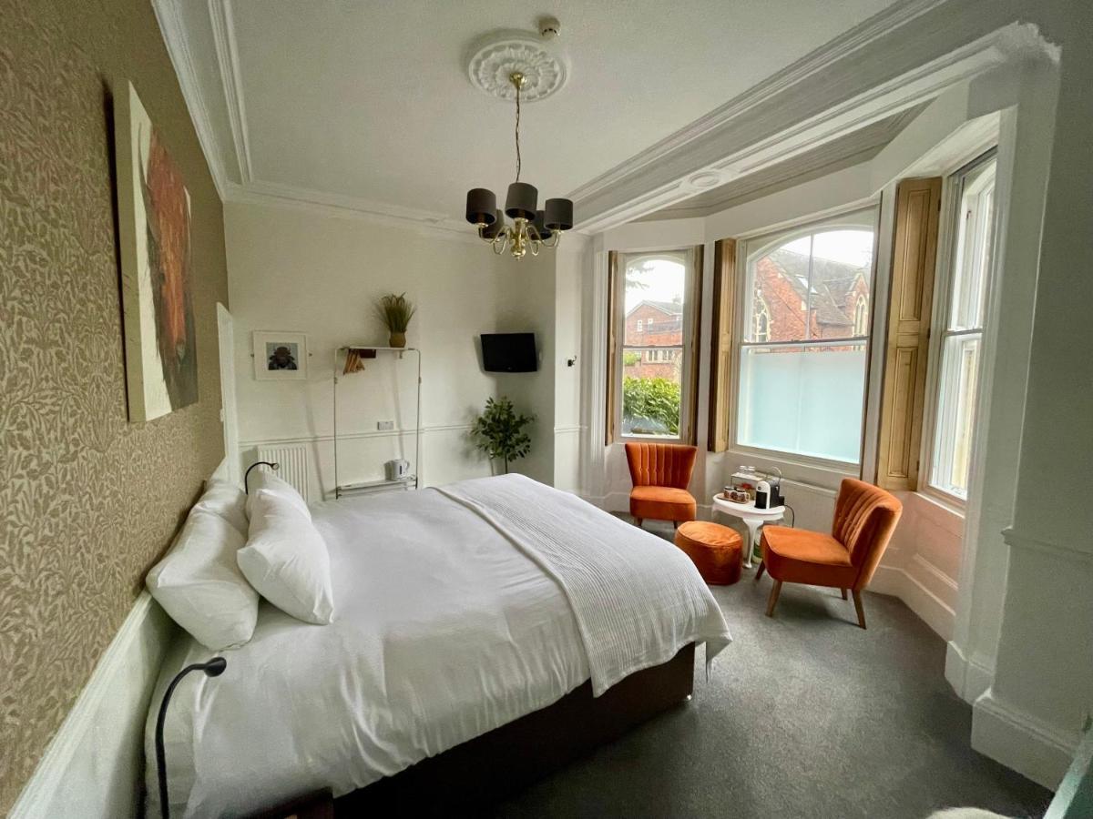The Bishop And The Bison Bed & Breakfast York Bilik gambar